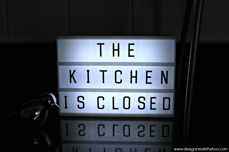 Frugal Design Find: Letter Board Light Box! www.designinsidethebox.com