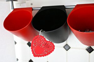 DIY Valentine's Day Keychains! www.designinsidethebox.com