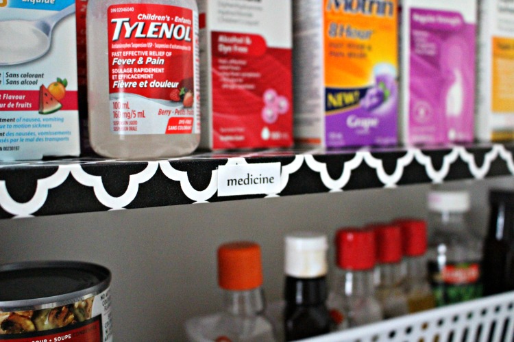 How to Organize a Small Pantry! www.designinsidethebox.com