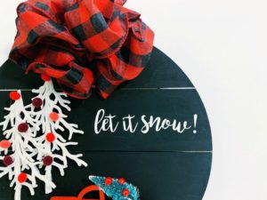 Modern DIY Christmas Wreath! www.designinsidethebox.com