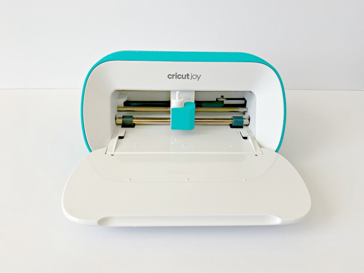 Three Little Things To Make With Cricut Joy! www.designinsidethebox.com